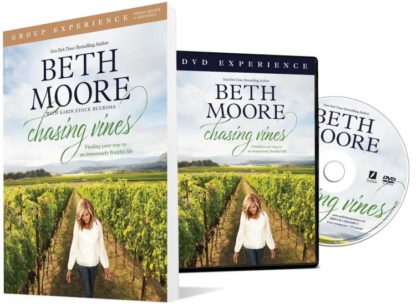 9781496443625 Chasing Vines Group Experience With DVD (Student/Study Guide)