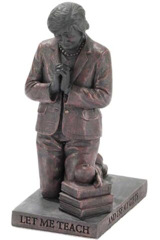 603799523837 Teacher Praying (Figurine)